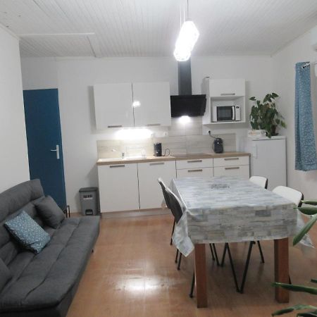 Gite La Chaumette Appartement Turquoise Villeneuve-de-Berg Kültér fotó