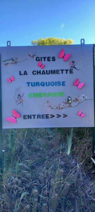 Gite La Chaumette Appartement Turquoise Villeneuve-de-Berg Kültér fotó
